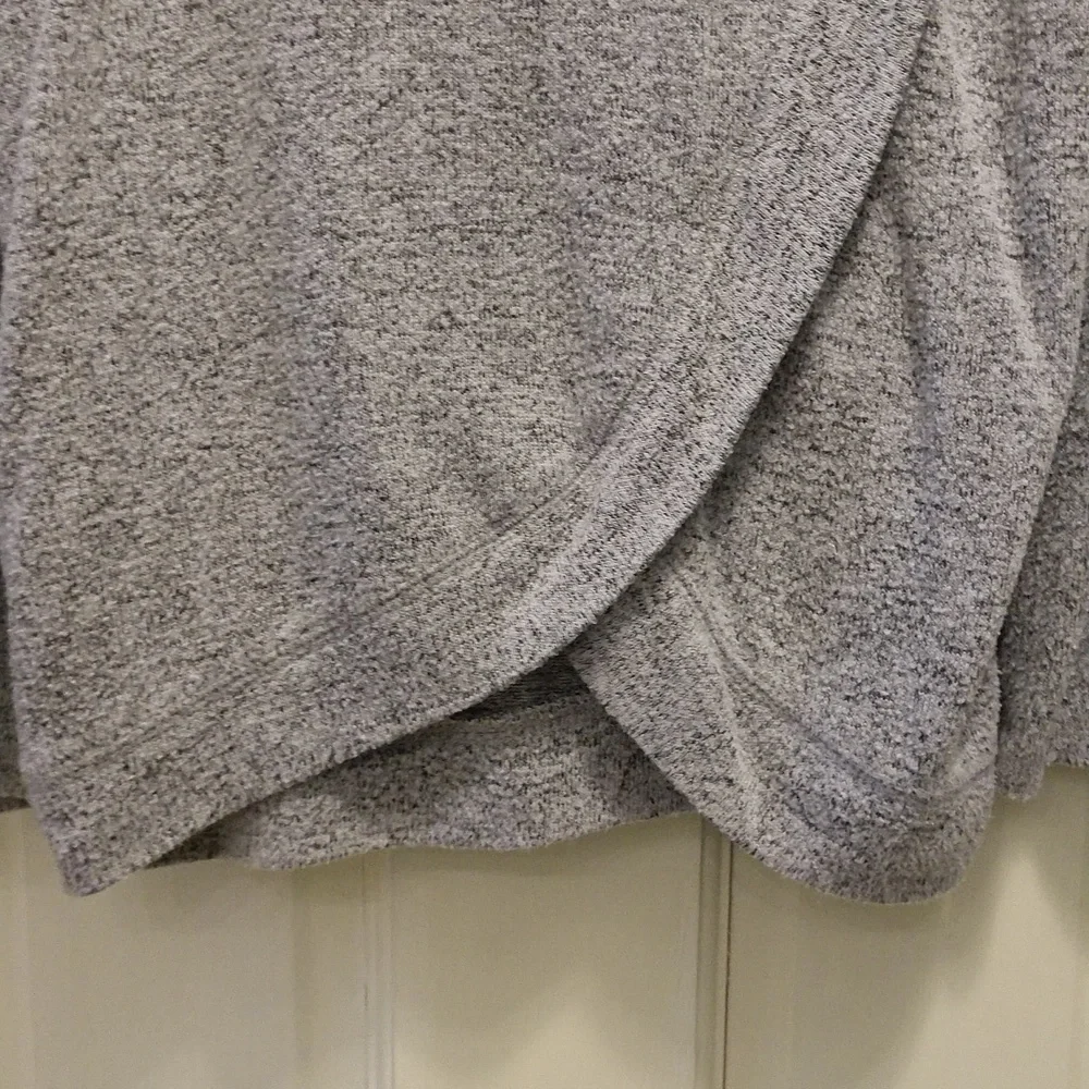 Sweater - Picture 2 of 3